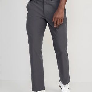 NWT - Old Navy Built-In Flex Chino Pants 38w 32l